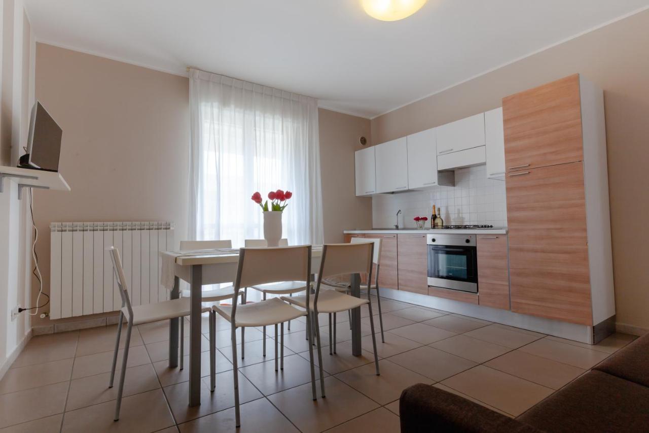 Holiday Club Residence Alba Adriatica Buitenkant foto